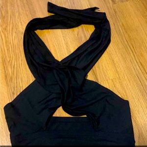 Tie top